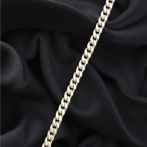 ITALY 925 Sterling Silver DAINTY LINK Necklace 16” NWOT!  Great gift !